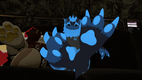 VRChat_2022-12-13_23-15-36.584_7680x4320.png