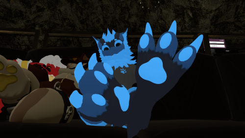 VRChat_2022-12-13_23-15-37.804_7680x4320.png