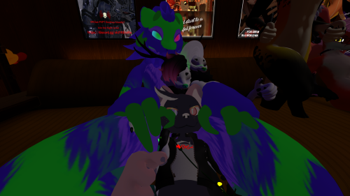 VRChat_2022-12-23_00-11-26.255_7680x4320.png