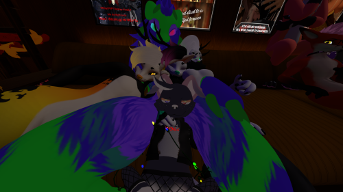 VRChat_2022-12-23_00-13-38.697_7680x4320.png