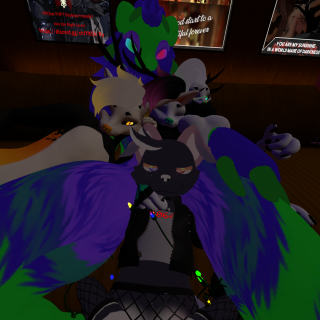 VRChat_2022-12-23_00-13-38.697_7680x4320