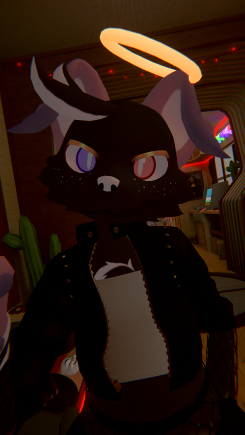 VRChat_2023-02-14_13-20-19.816_1080x1920.png