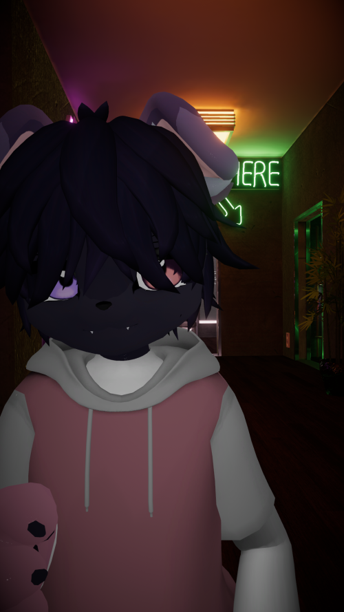 VRChat_2023-10-05_23-44-13.823_1080x1920.png