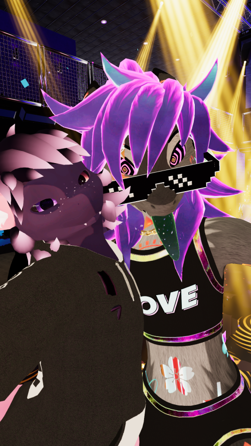 VRChat_2023-11-18_17-47-27.889_1080x1920.png