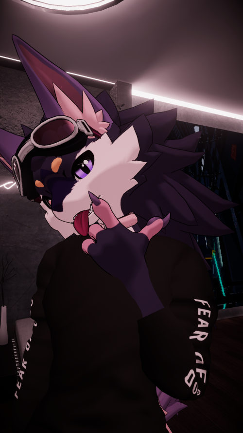 VRChat_2024-01-04_00-00-35.480_1080x1920.png