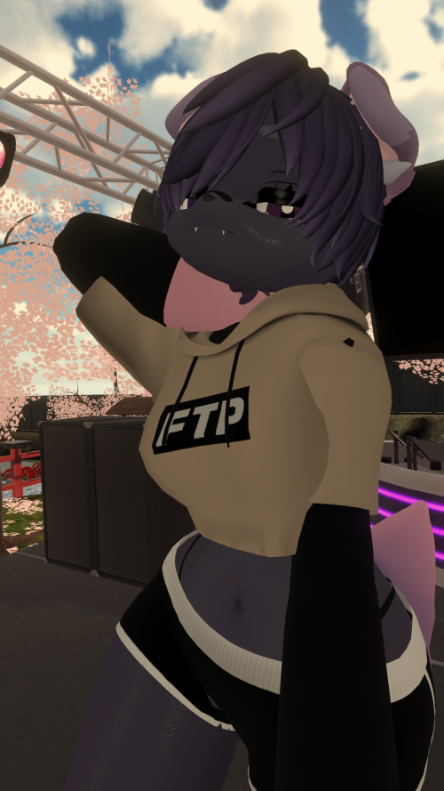 VRChat_2024-05-16_08-41-09.066_1080x1920.png