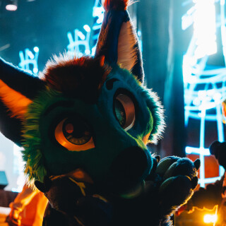 Anthrocon-2025-Sunday-215-Alexx