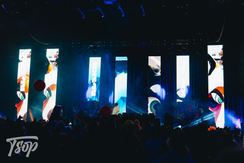 Anthrocon-2025-Sunday-226-Alexx.jpg
