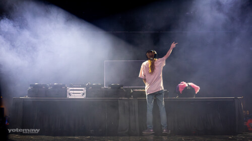 alexx-set-2.jpg
